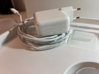 MACBOOK AIR M1 16GB RAM 256GB ALMACENAMIENTO