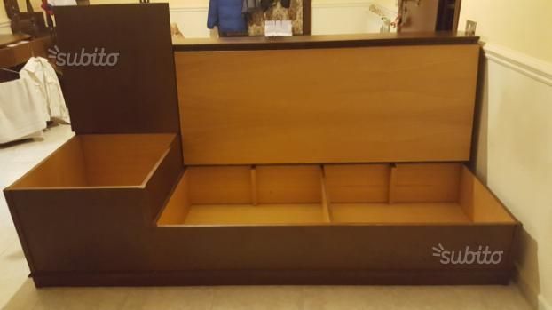 Divano in legno a cassa panca