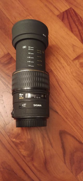 Sigma 105mm solo f2.8, no autofocus, adattatori 