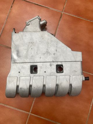 Colector admision Vw Golf mk3 VR6
