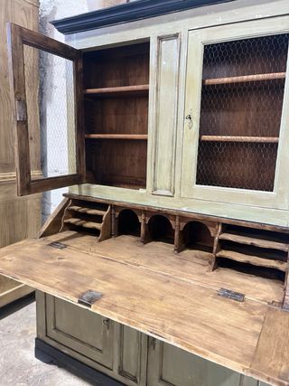 Bureau francés antiguo