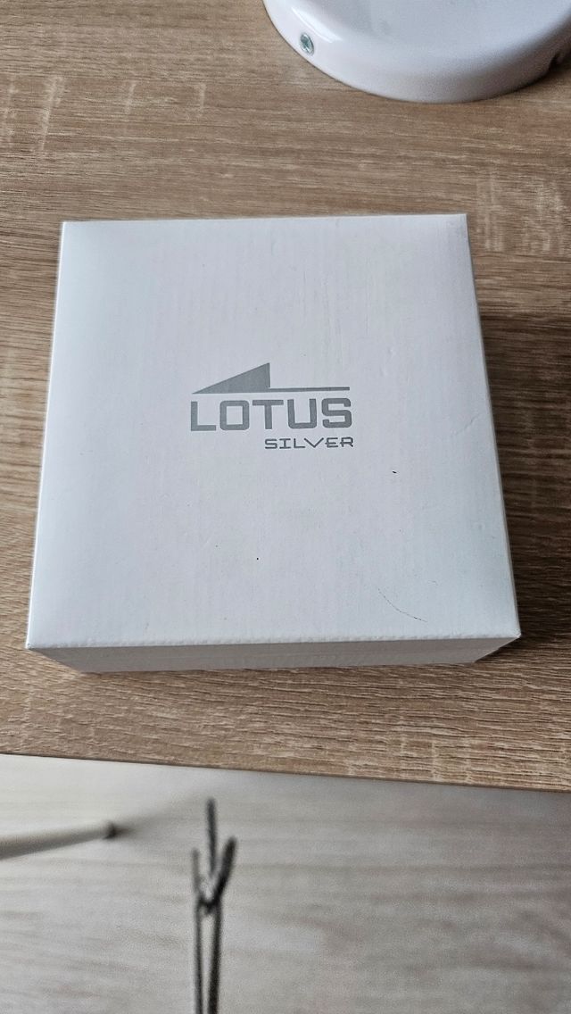 Conjunto pulsera y anillo 💍 LOTUS