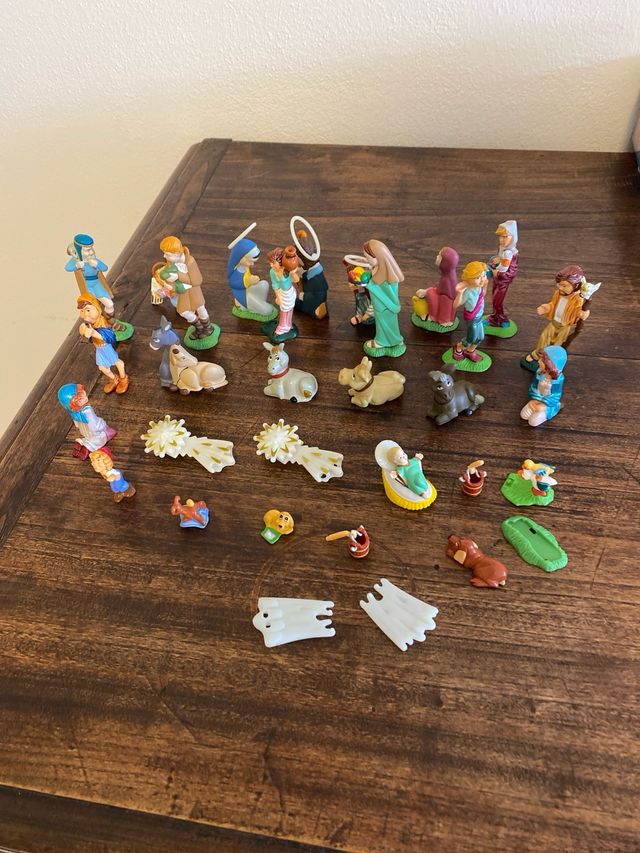 Statuine presepe kinder