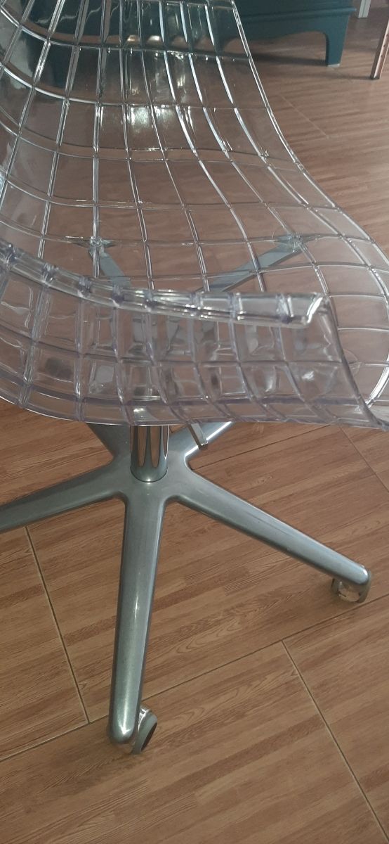 SILLA TRANSPARENTE 