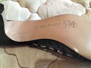Zapatos abiertos por detrás 