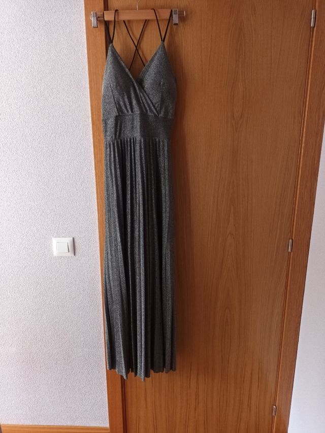 Vestido largo plateado de tirantes T 38