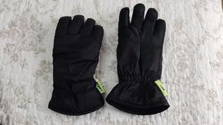 2 pantalones de nieve 8 años y guantes