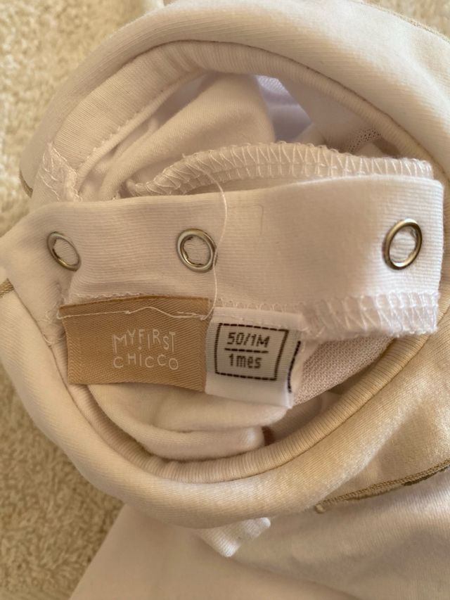 Set neonato 1 mese 5 pezzi Chicco