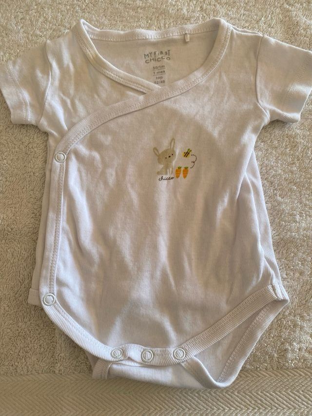 Set neonato 1 mese 5 pezzi Chicco