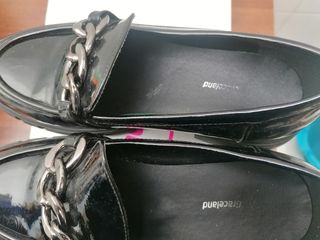 Scarpe basse di vernice lucide n35 