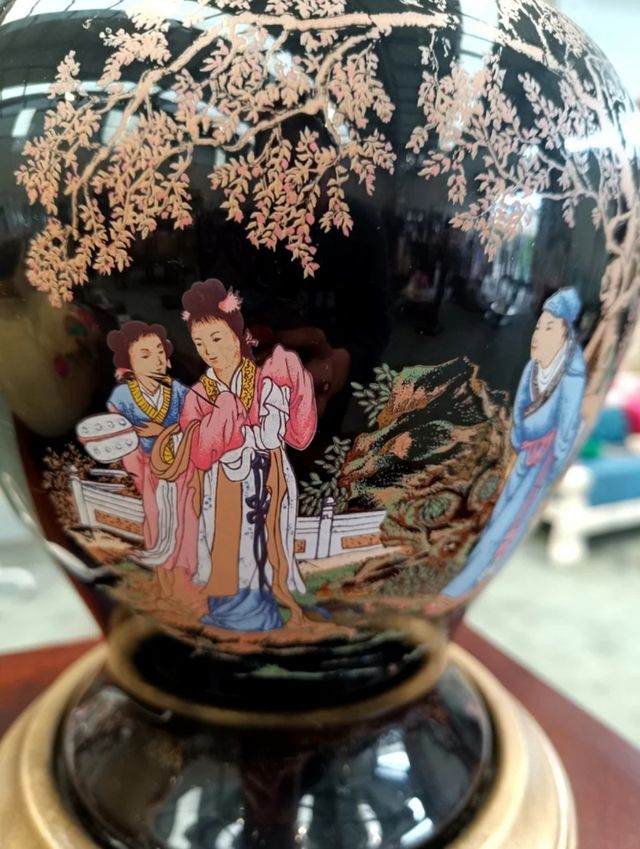 Lámpara oriental antigua