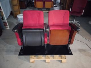 Poltrone in stile cinema