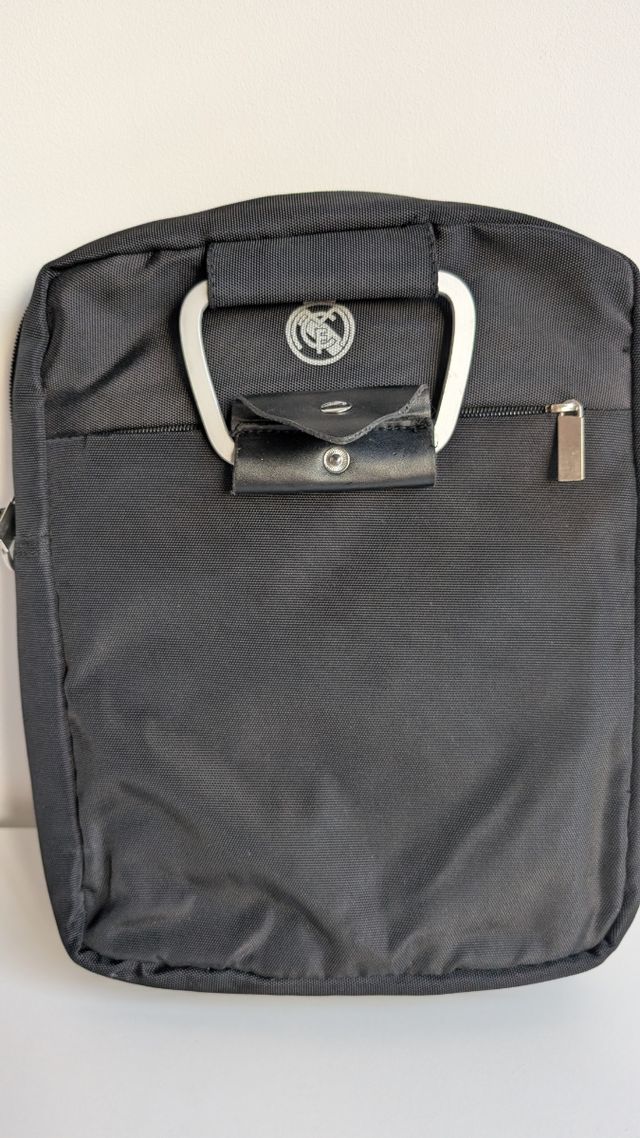Cartera Real Madrid, bandolera, ipad