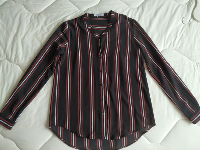 Camisa de mujer. Marca L&M