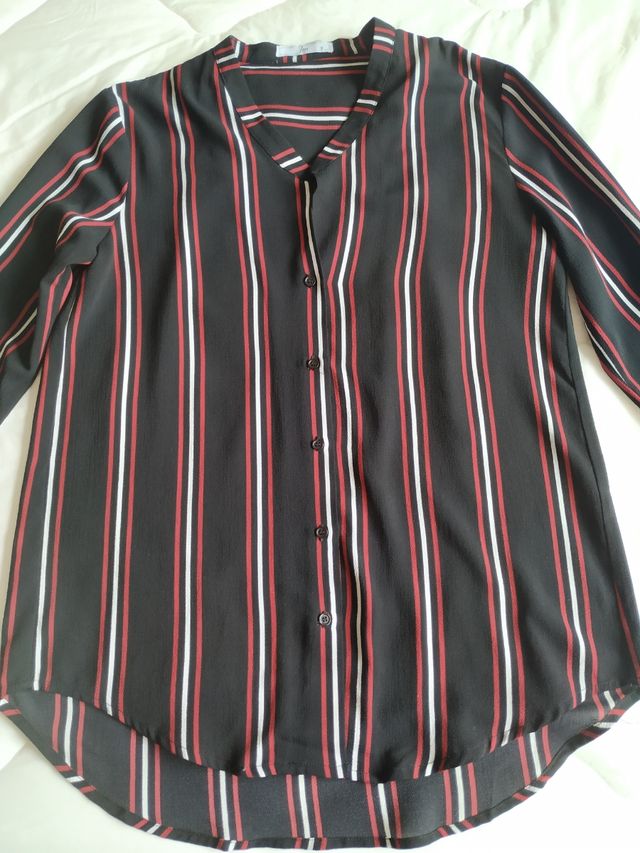 Camisa de mujer. Marca L&M