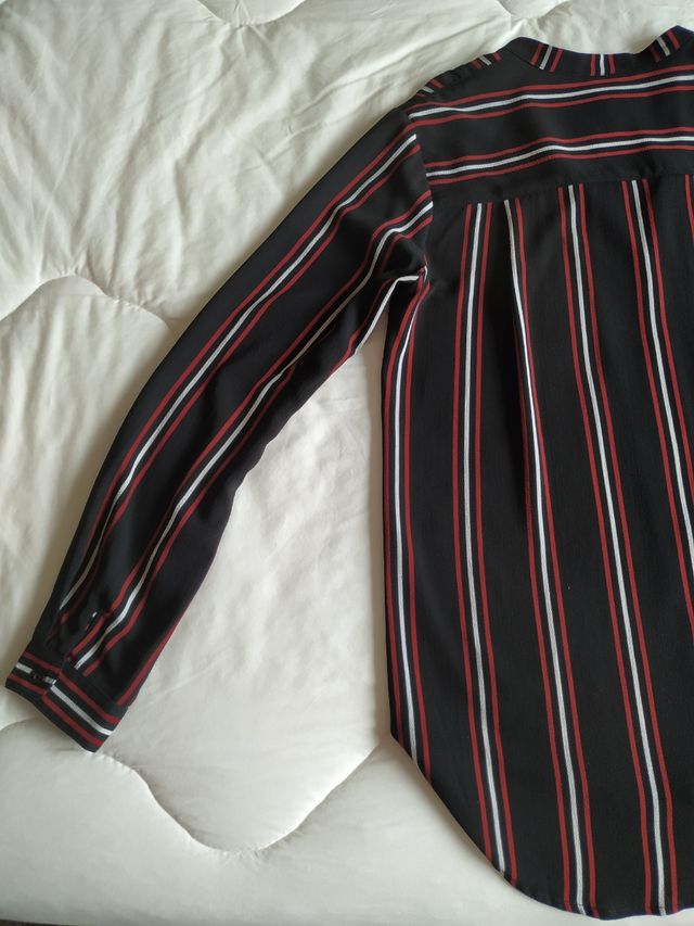 Camisa de mujer. Marca L&M