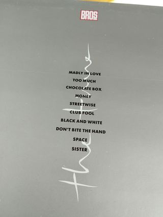 LP simple.  Buen rock