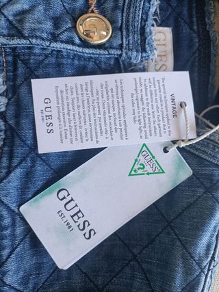 Cazadora vaquera Guess