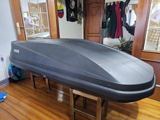 Cofre de coche marca thule