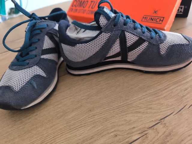 Zapatillas Munich.Talla 34