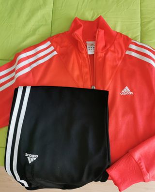 Chándal Adidas mujer (MIRAR FOTOS) TALLA S