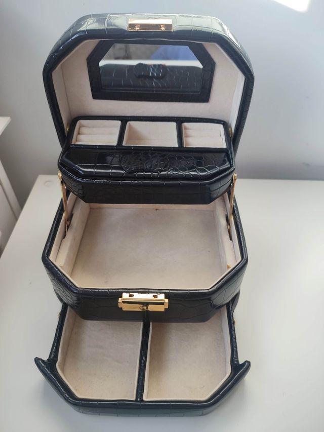 Joyero pequeño polipiel negra