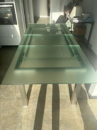 Mesa vidrio templado extensible