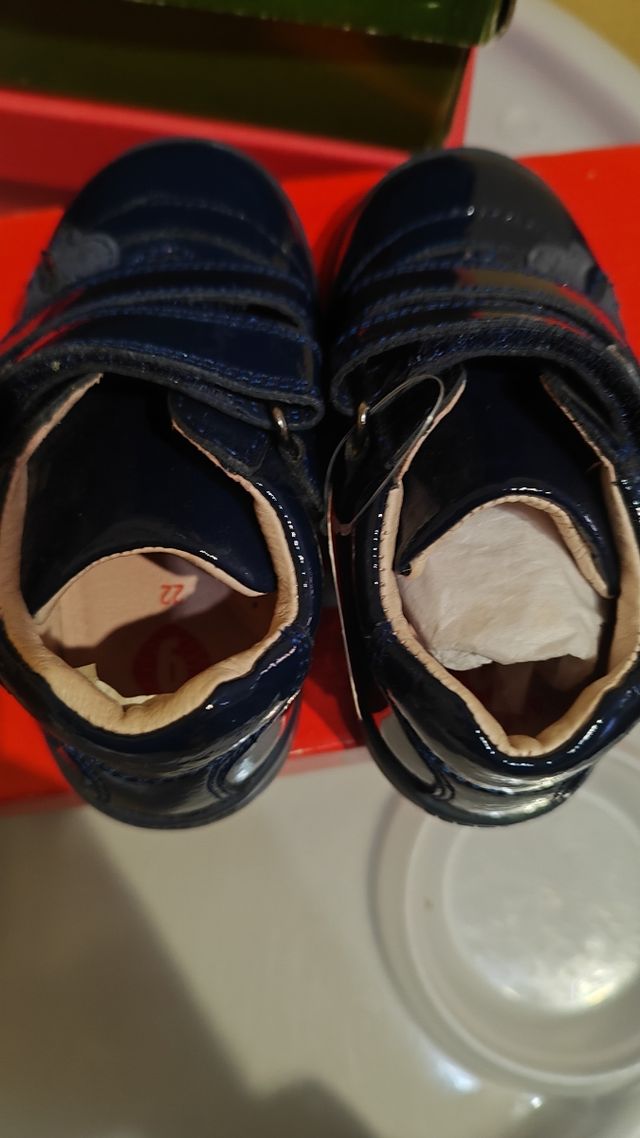 Botin niña talla 22