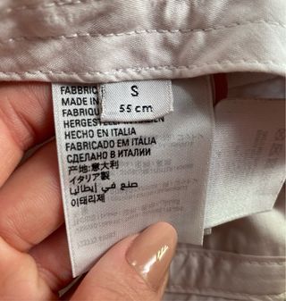 Cappello Balenciaga con tesa