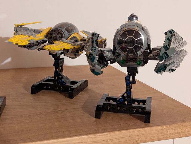 Peana compatible con legos