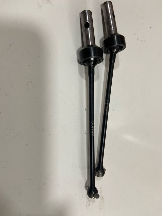 SemiCardan Associated rc8b4 b3