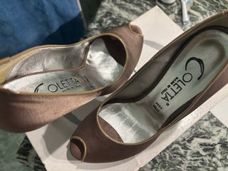 Scarpe con tacco