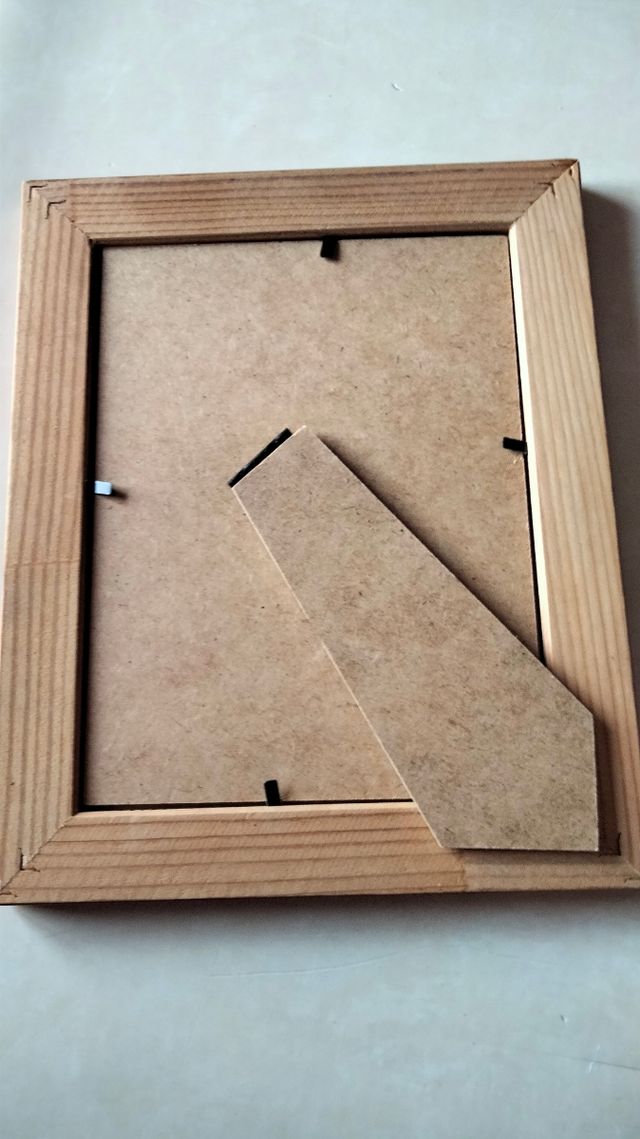 MOLDURA FOTOGRÁFICA EM MADEIRA 13X18