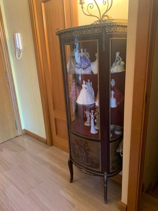 Vitrina estilo Luís XV