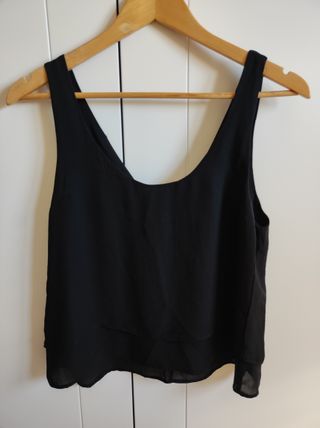 Camisa de tirantes negra