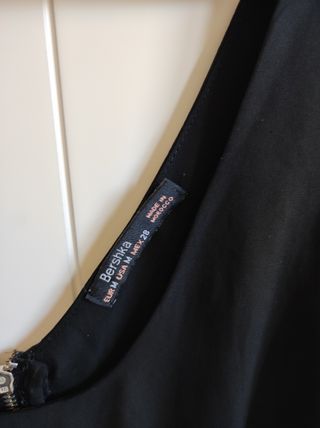 Camisa de tirantes negra
