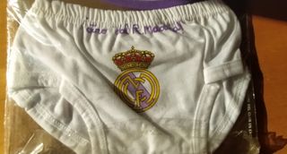 SLIP Y BABERO BEBE OFICIAL REAL MADRID 