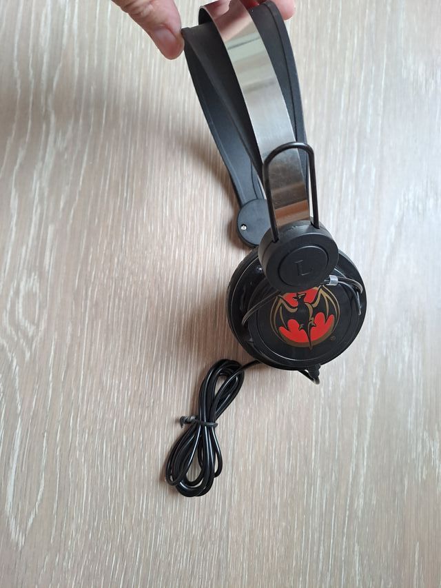 Auriculares merchandasing Bacardi sin usar