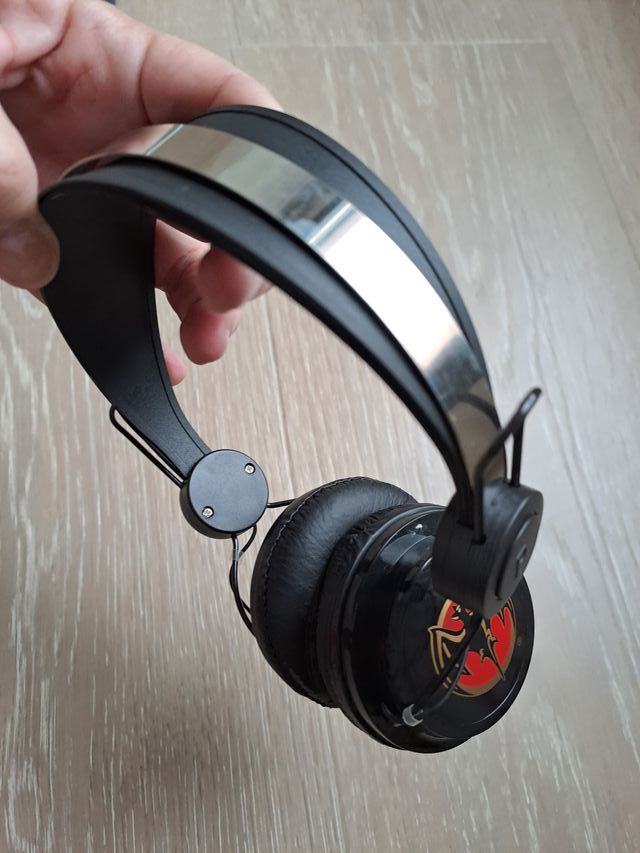 Auriculares merchandasing Bacardi sin usar