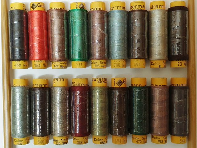 Colección Seda, Pero Gutermann 18 bobinas.