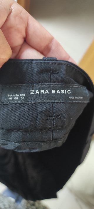 Bermuda de mujer de Zara. Talla 40