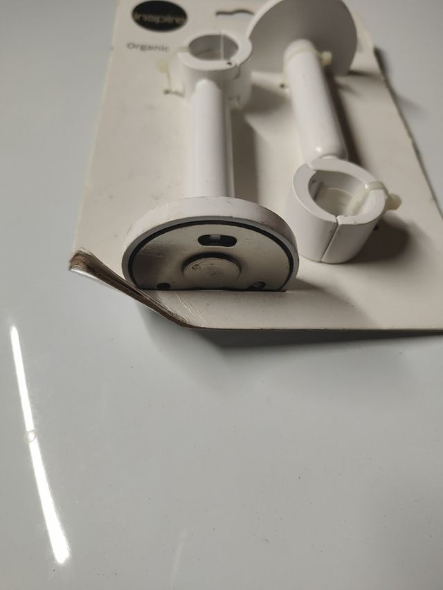Soporte cortina blanco