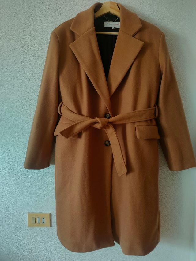 Abrigo paño color camel