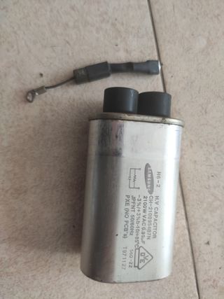 H.V CAPACITOR
2100W VAC 0.95 µF
