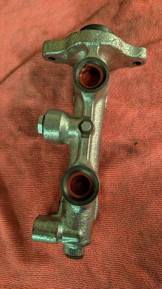 Cilindro bomba freno Opel Manta