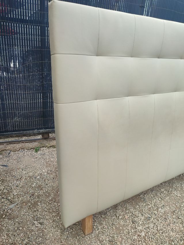 Testiera per letto matrimoniale Urge