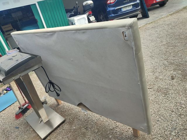 Testiera per letto matrimoniale Urge