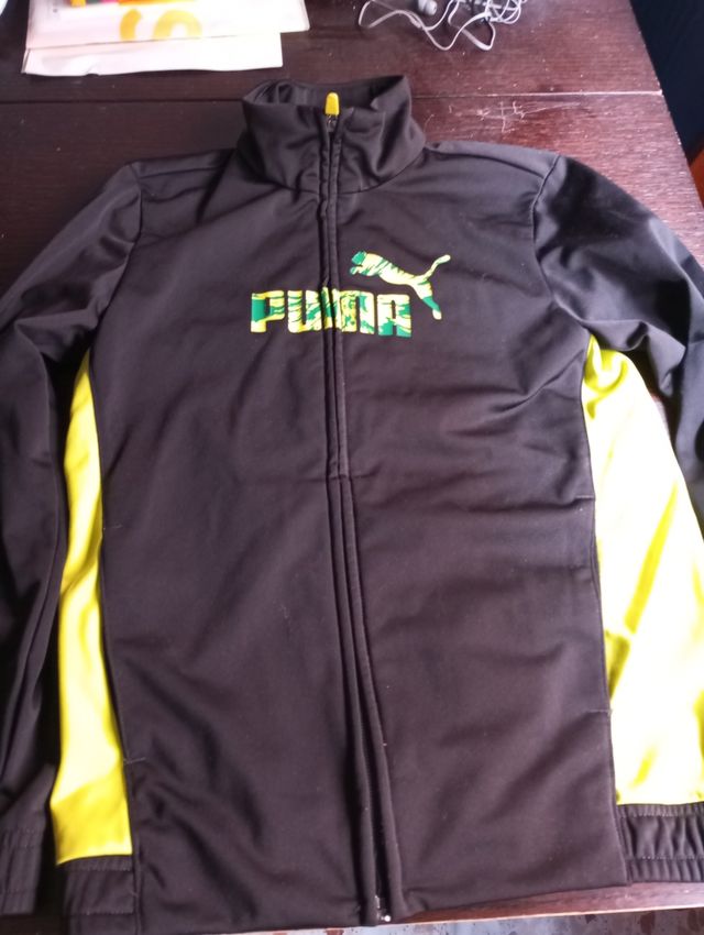 Chaqueta de chándal niño.