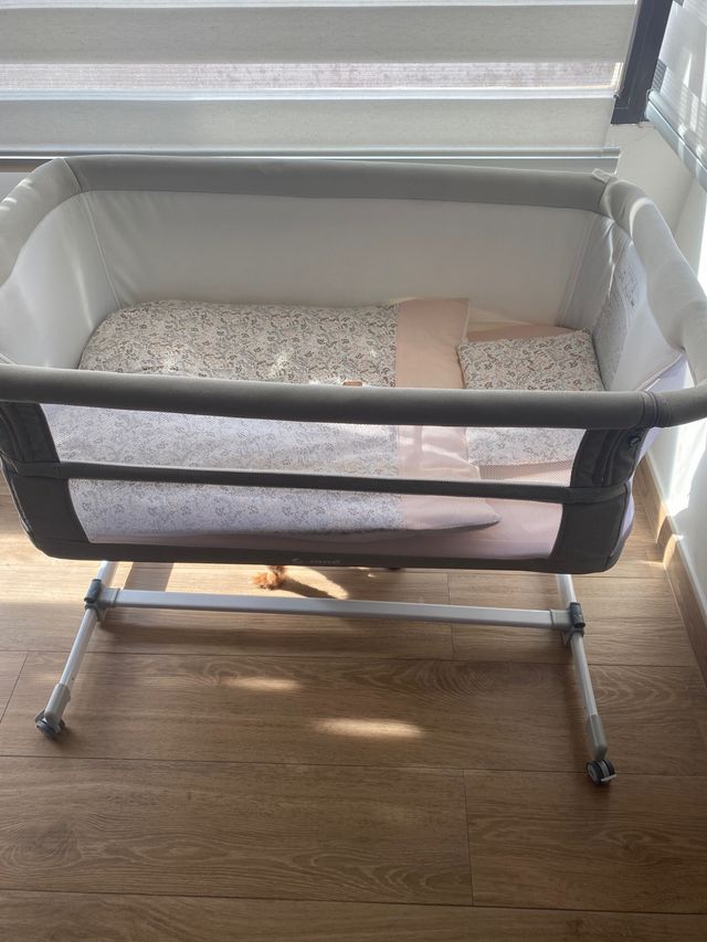 Cuna colecho jane, muy poco uso.