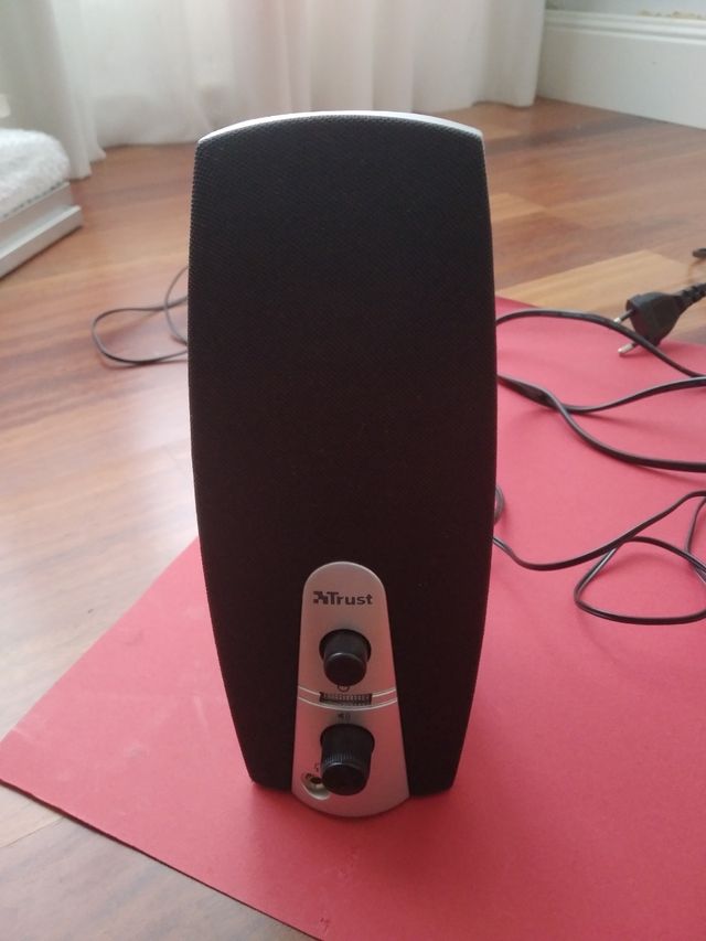 Altavoces trust 16697